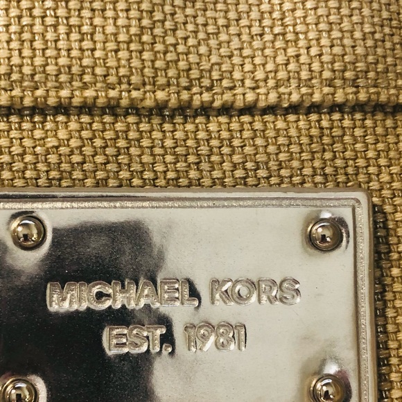Michael Kors tan tote - Picture 6 of 7